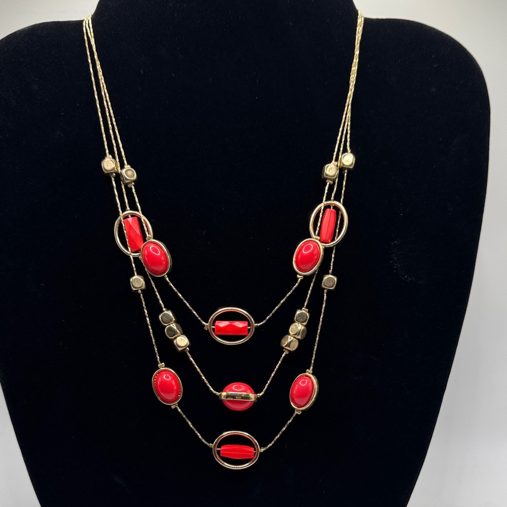 Elegant Coral and Gold Layered Necklace